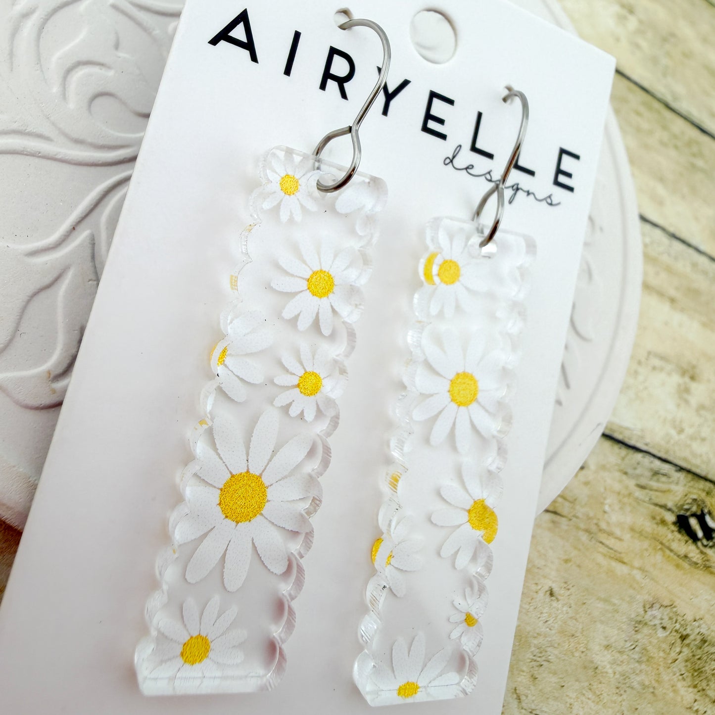 Daisy Scalloped Bar Clear Acrylic Earrings - Titanium for Sensitive Ears