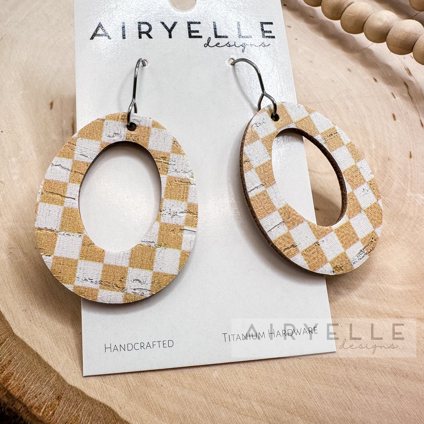 Checkered Cork + Leather Hoop Earrings - Beige & White